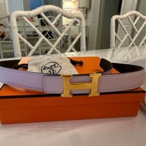 Hermes Reversible leather strap 24 mm and mini H gold belt buckle
